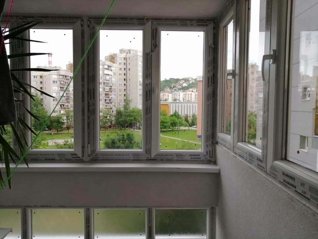 Balkon- und Terrassenverglasung